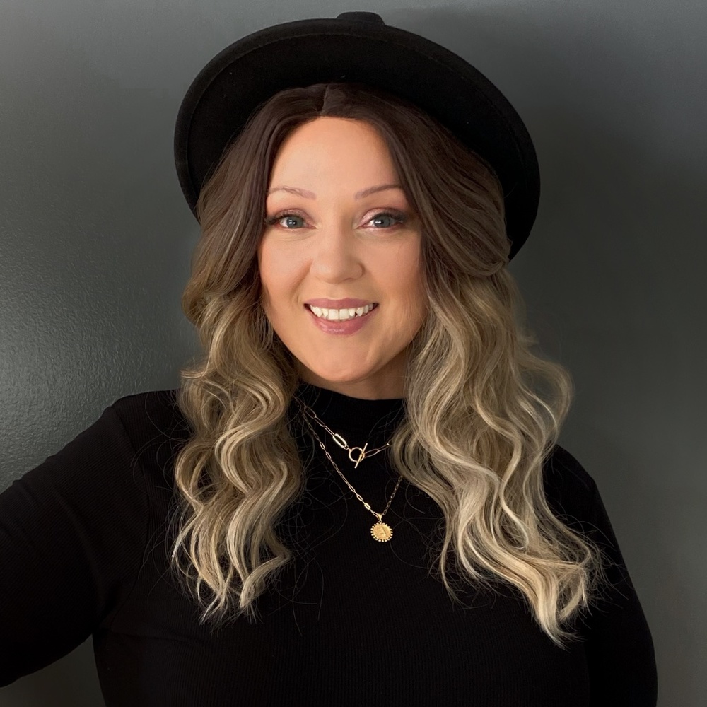 Meet your Posher, Amber